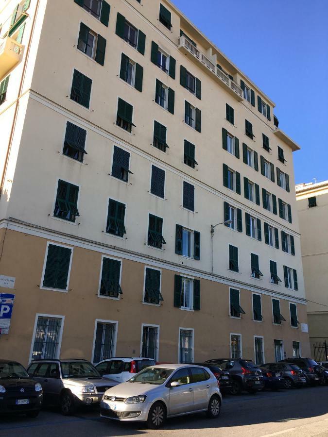 Finestra Su Genova Génova Exterior foto